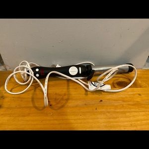 Beachwaver hair iron